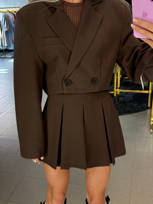 Trumpinto modelio švarkas