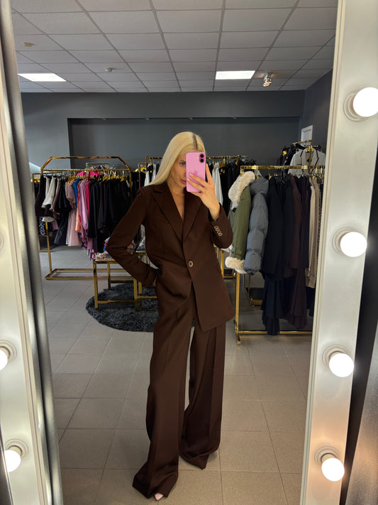 Dviejų dalių kostiumėlis