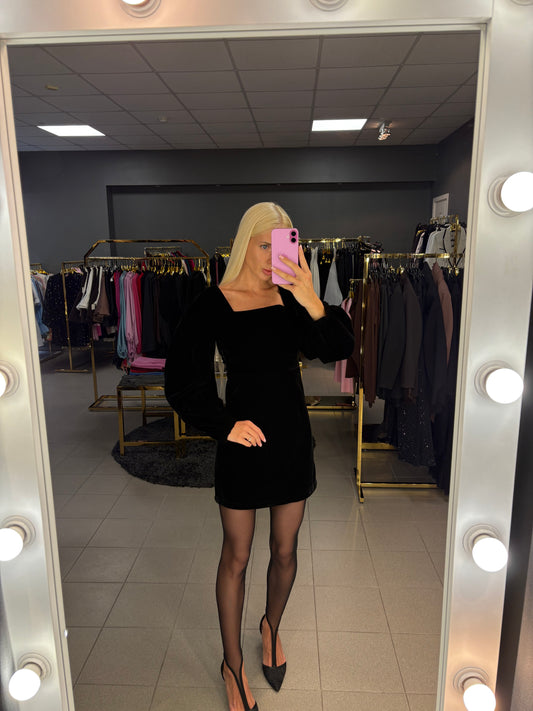 Barchato audinio suknelė