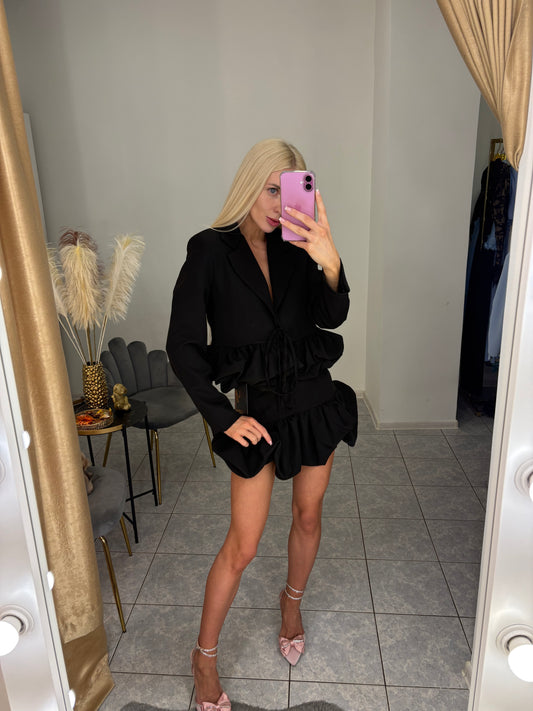 Dviejų dalių kostiumėlis