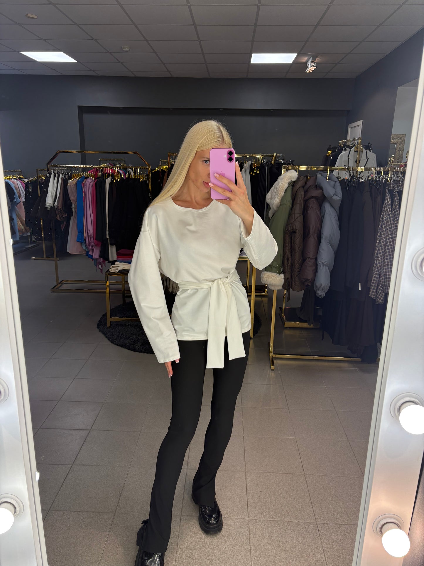 Surišama palaidinė