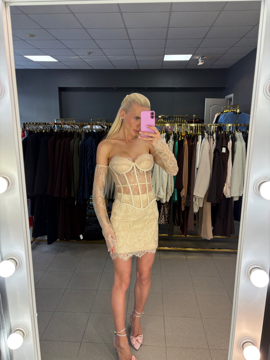 Dviejų dalių kostiumėlis