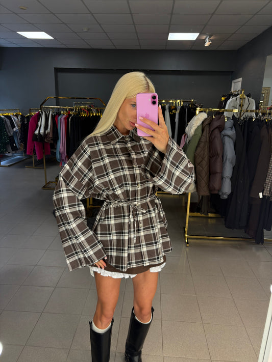 Surišami marškiniai