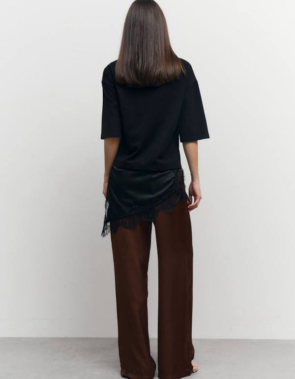 Marškinėliai su gipiūro detale