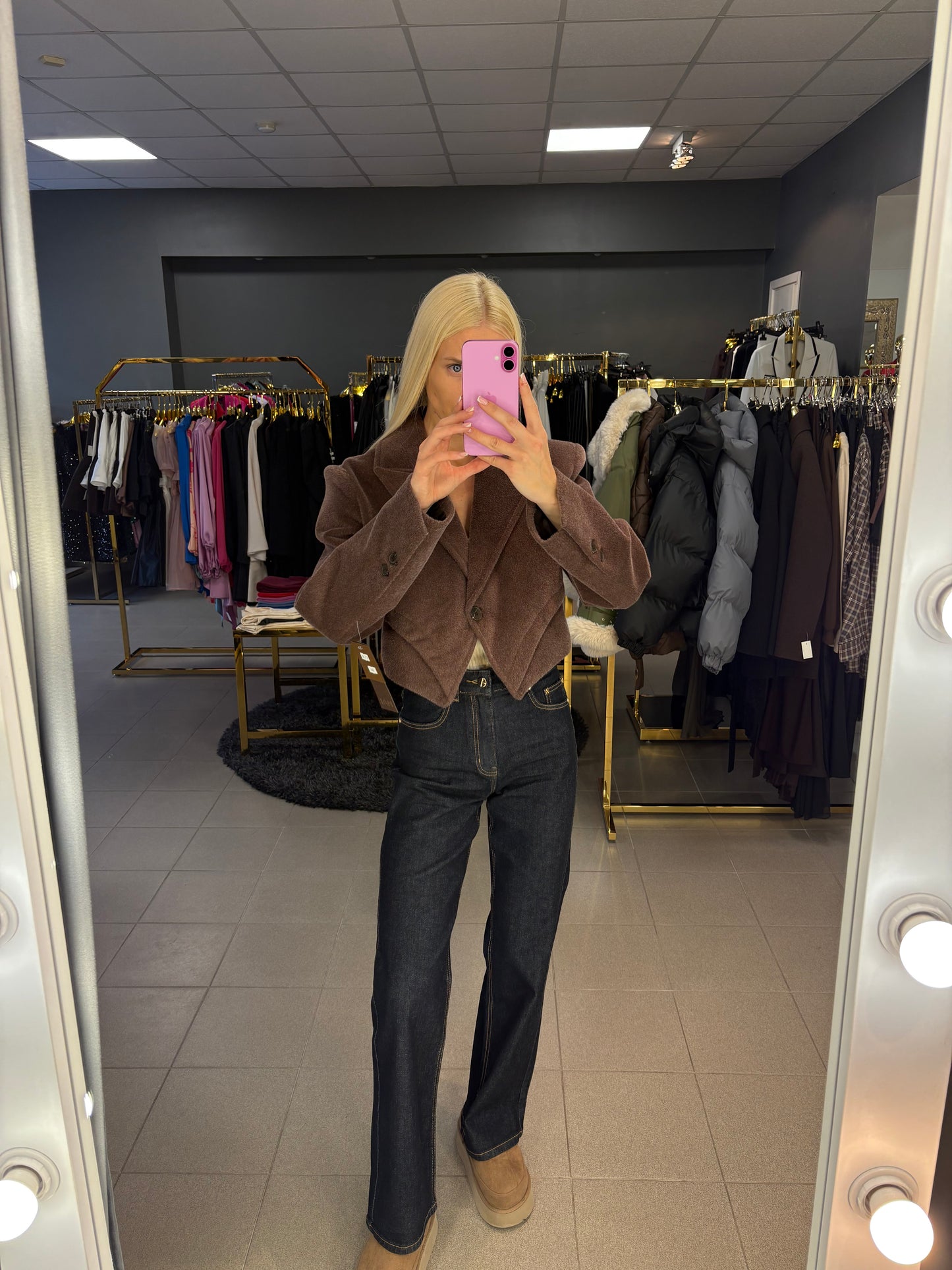 Trumpinto modelio švarkas