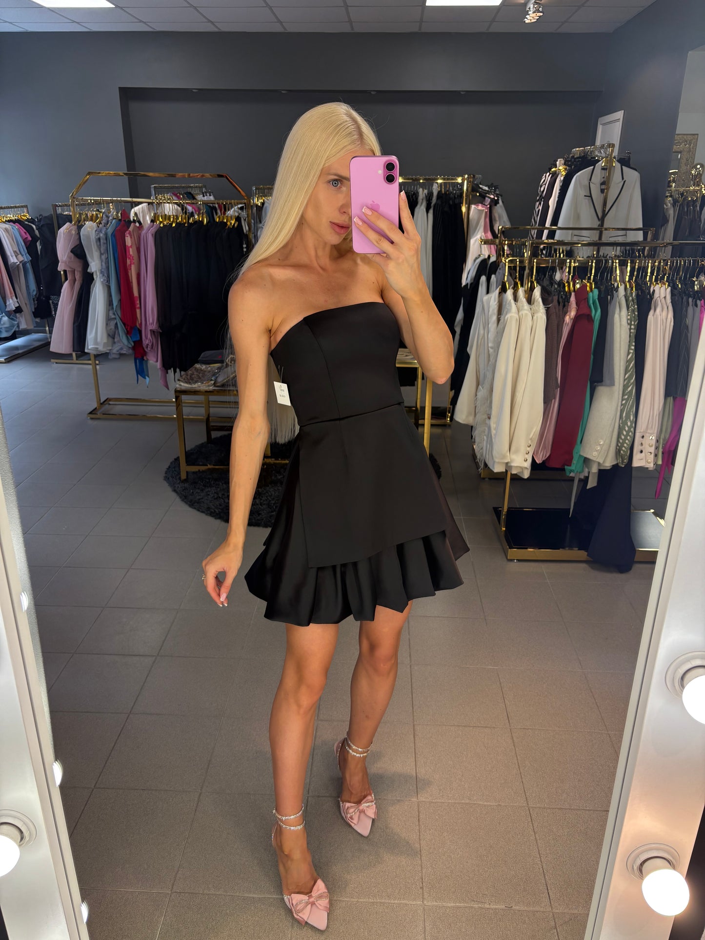 Dviejų dalių kostiumėlis (pamažinti)