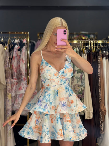 Suknelė atvira nugara