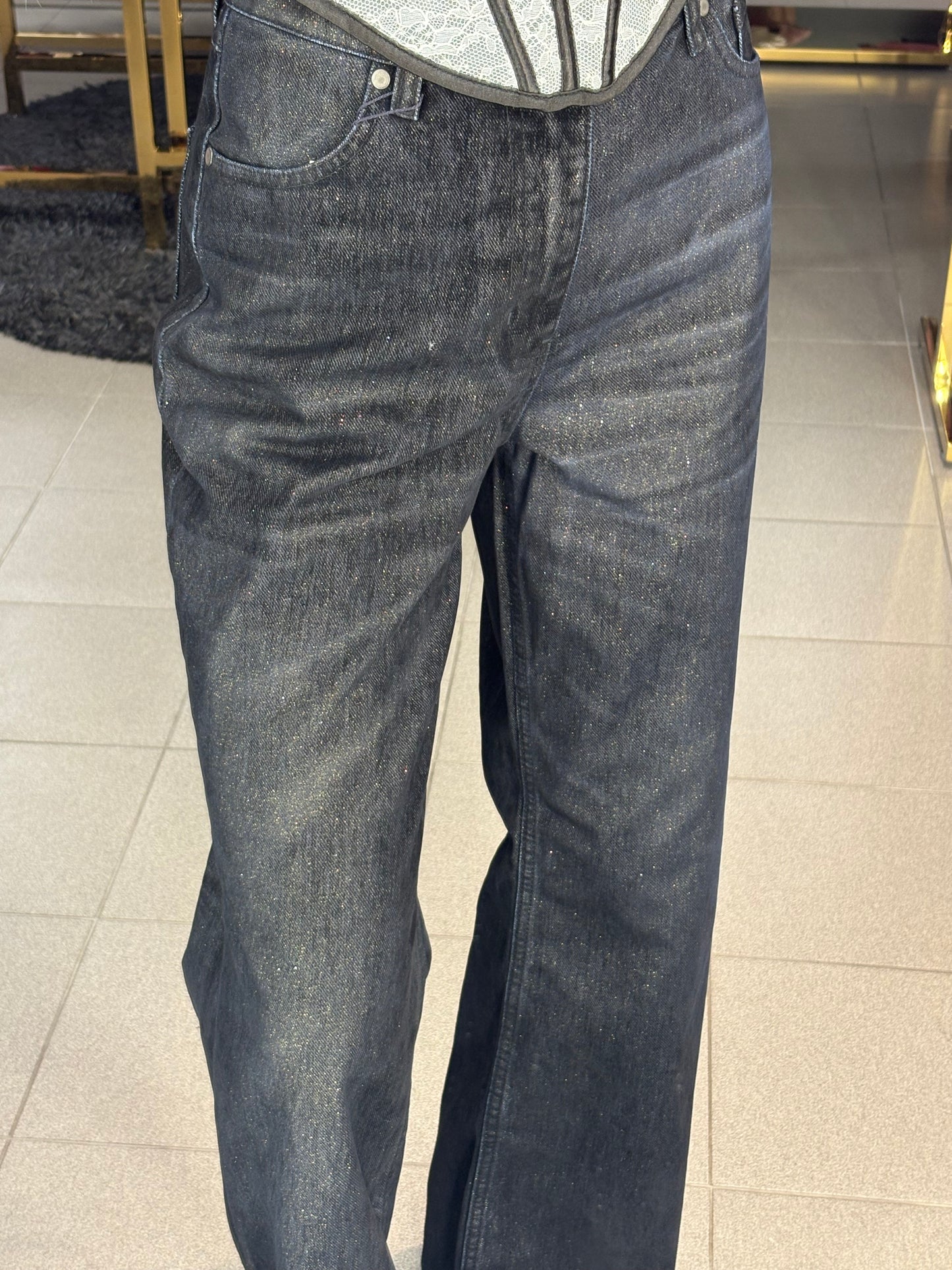 Džinsai su blizgučiu