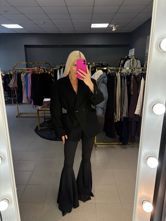 Platėjančios kelnės