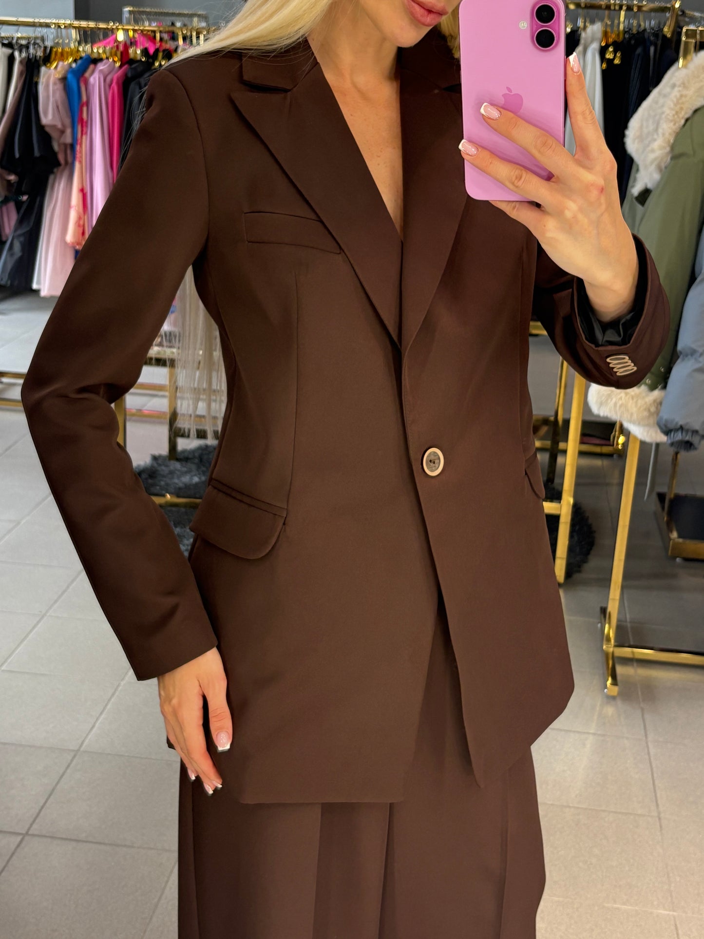 Dviejų dalių kostiumėlis