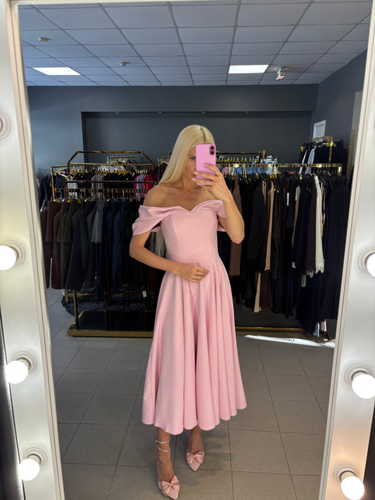 Suknelė (pamažinta linija)