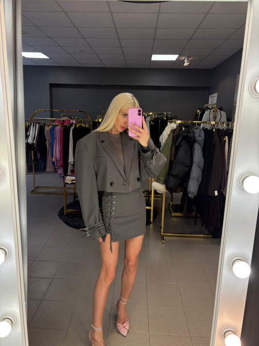 Trumpinto modelio švarkas