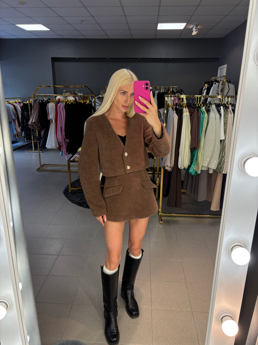 Dviejų dalių kostiumėlis (didinti)