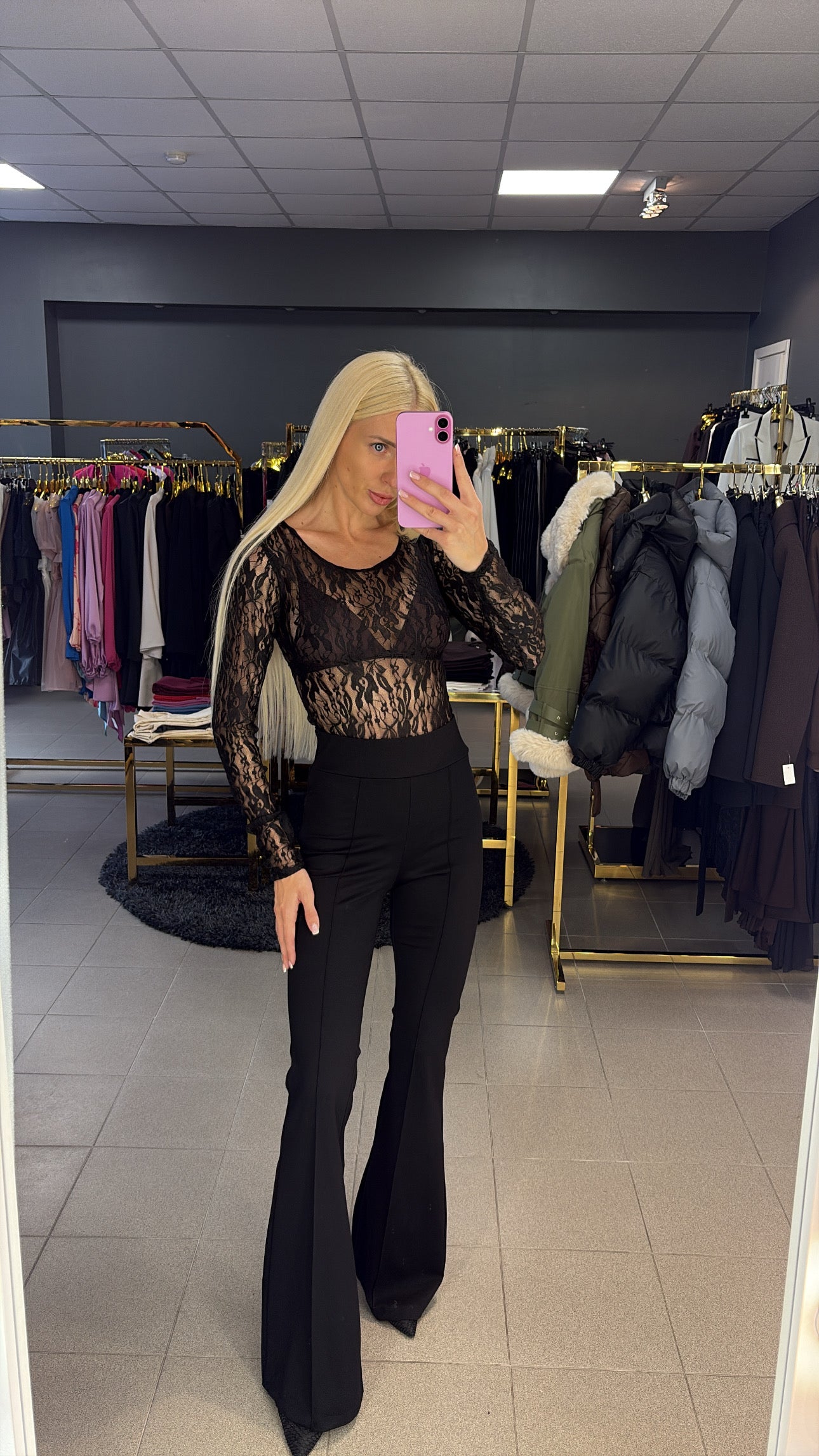 Trijų dalių kostiumėlis