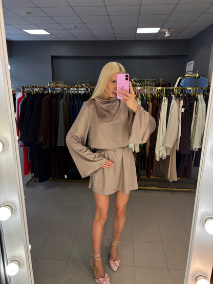 Surišama suknelė