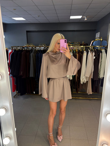 Surišama suknelė