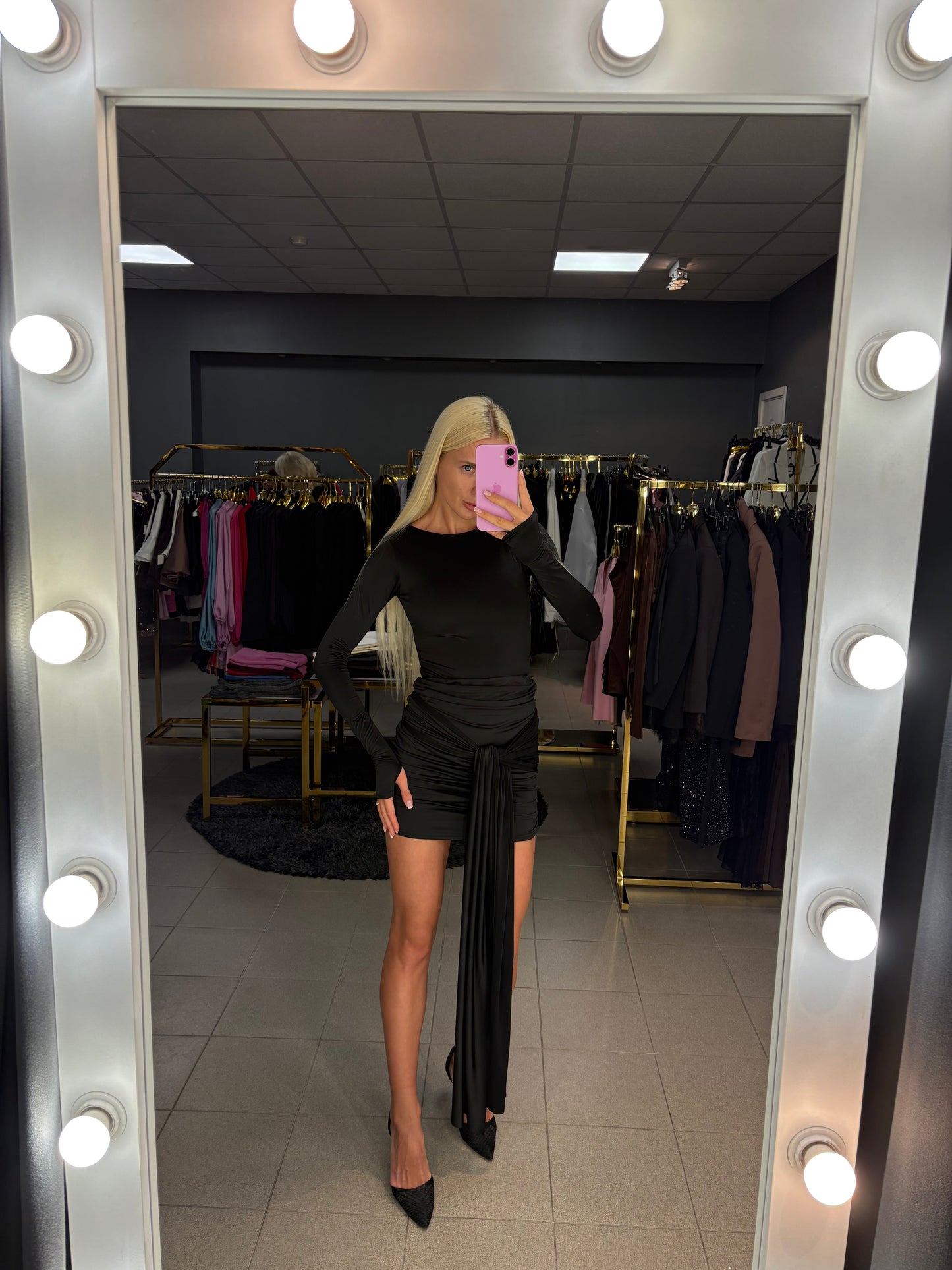 Dviejų dalių kostiumėlis