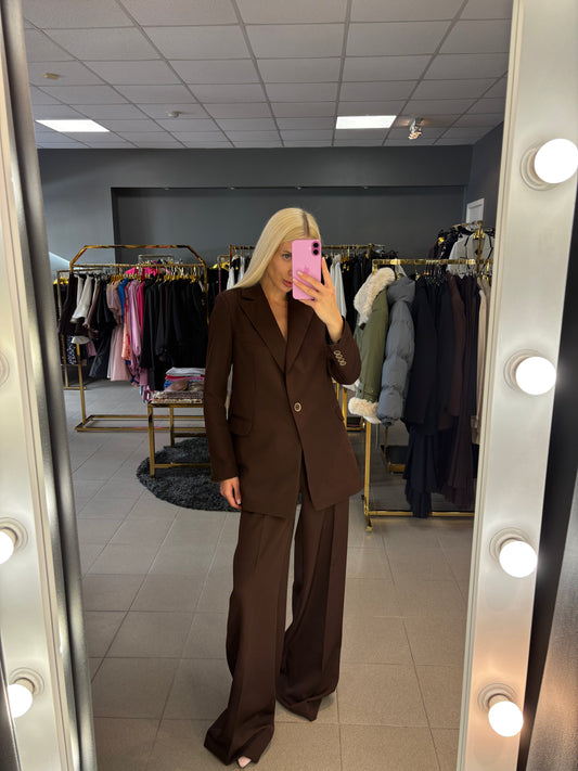 Dviejų dalių kostiumėlis