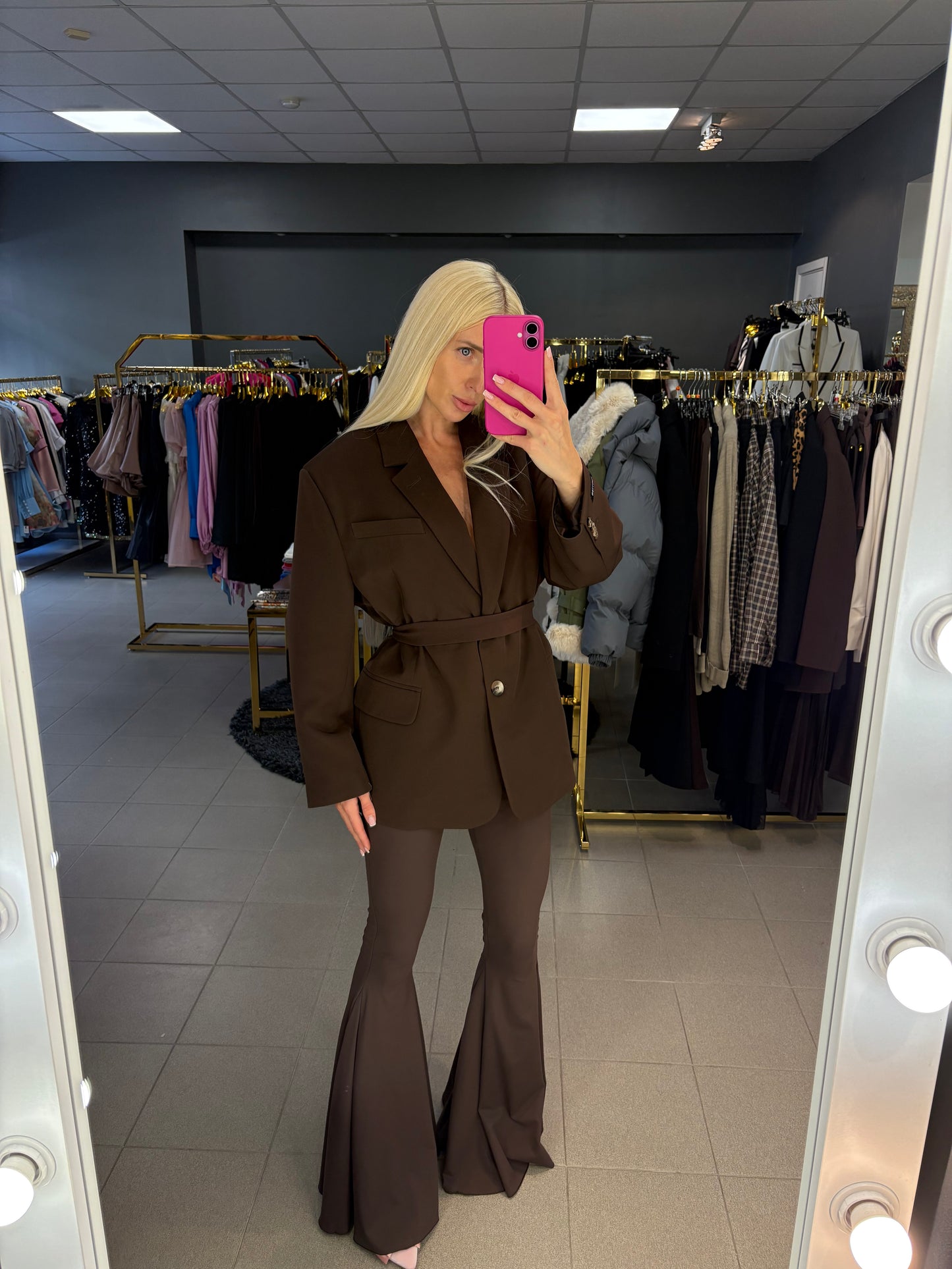 Platėjančios kelnės