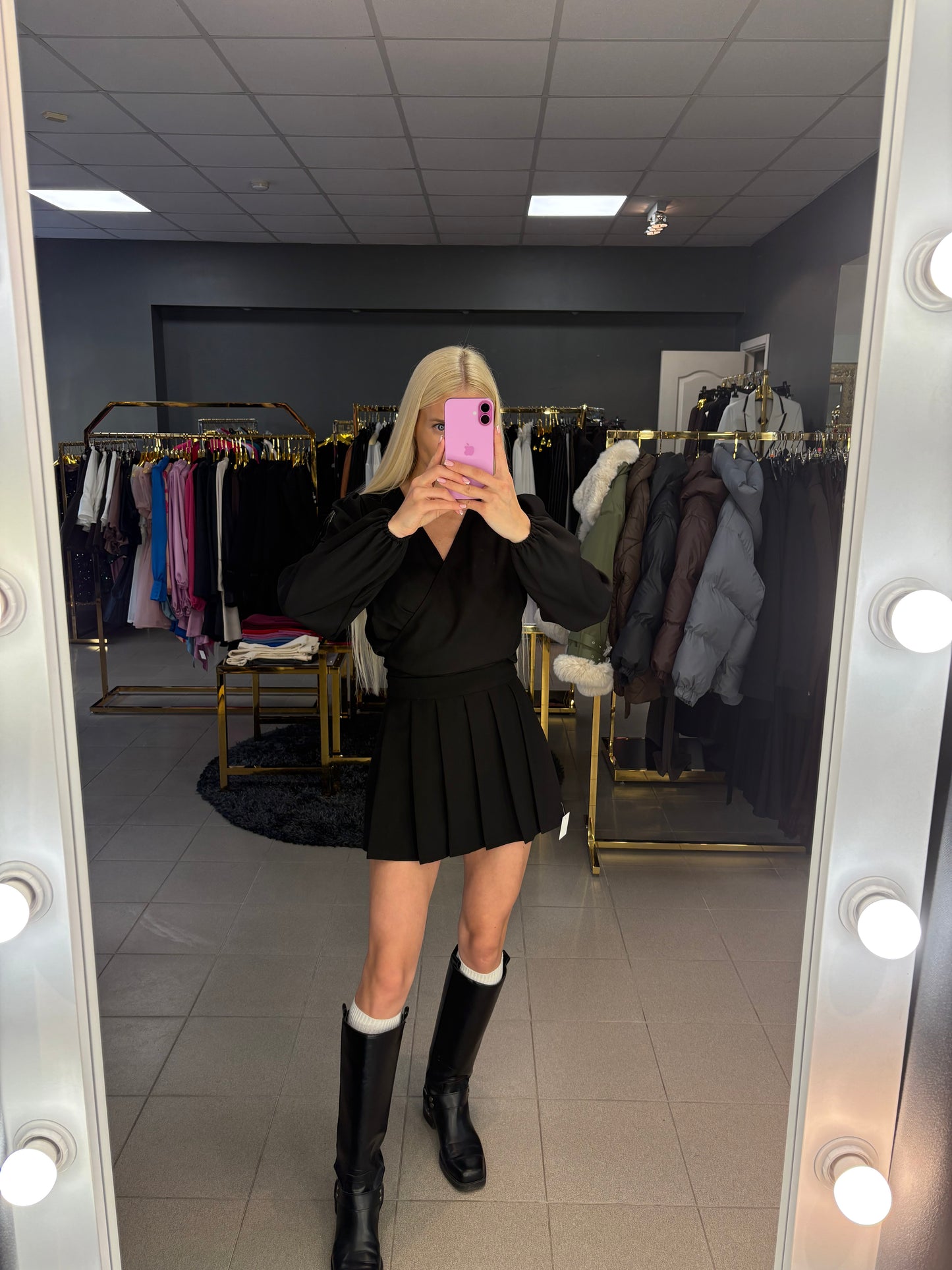 Surišama palaidinė