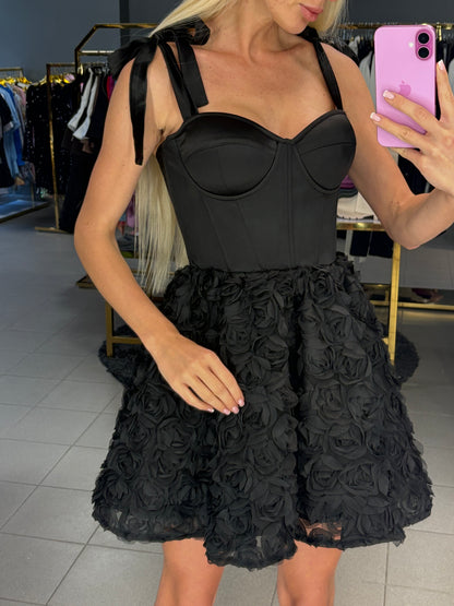 Korsetinė suknelė