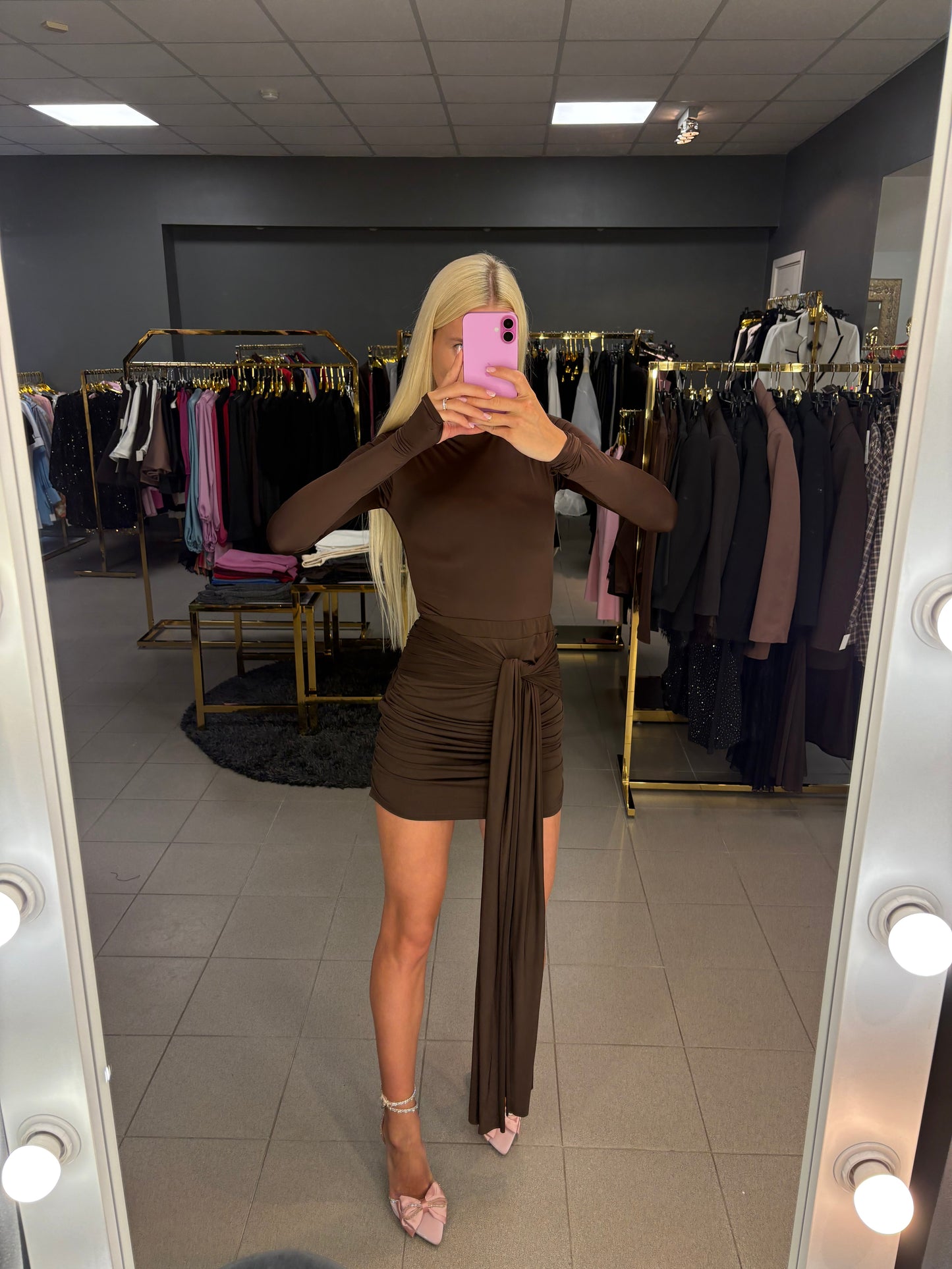 Dviejų dalių kostiumėlis